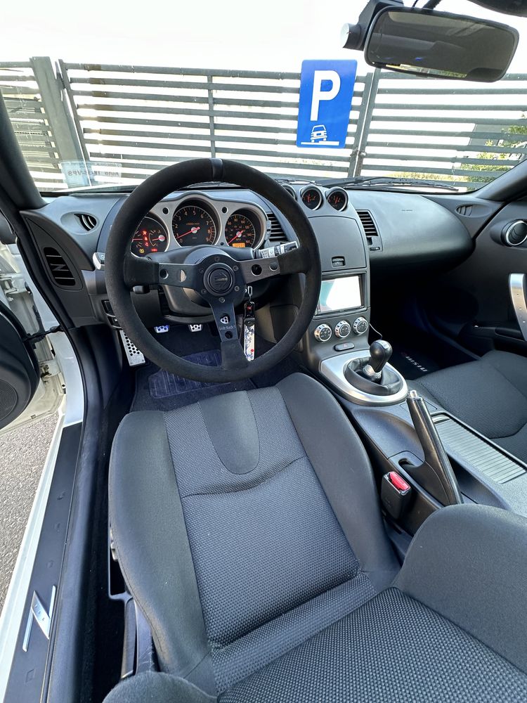 Nissan 350z HR 2008 51,500km Manual