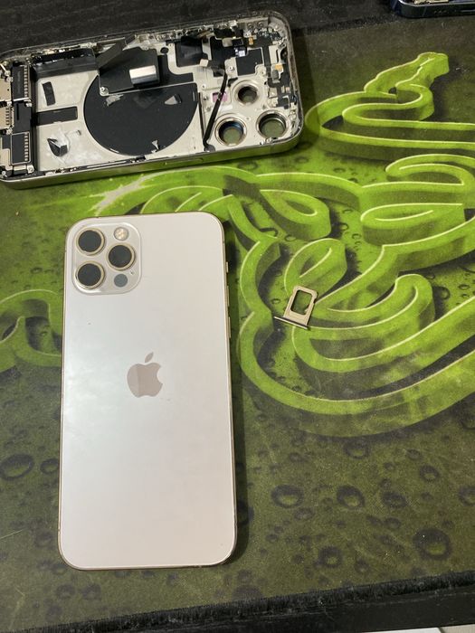Vand carcasa iphone 12 pro gold full flex