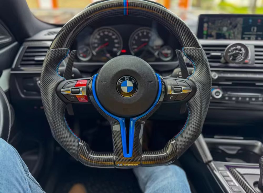 Volane BMW Seria F Personalizate – Carbon / Alcantara / Piele