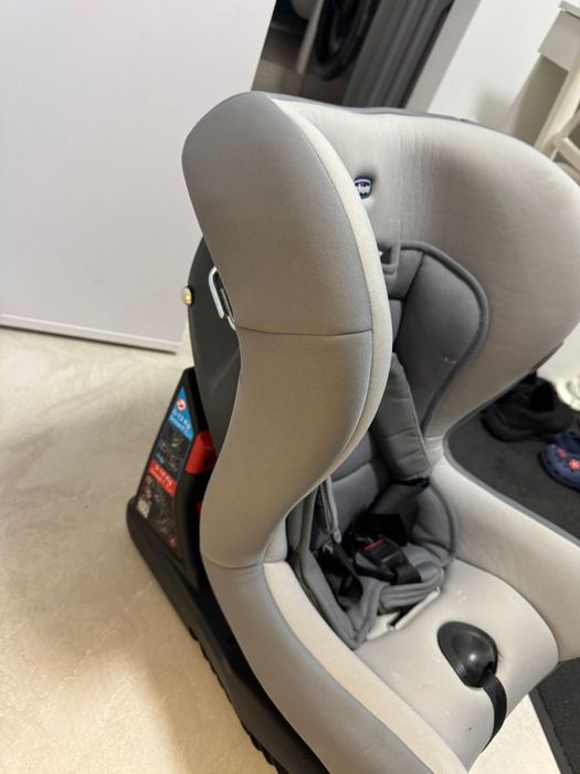 Scaun de masina chico