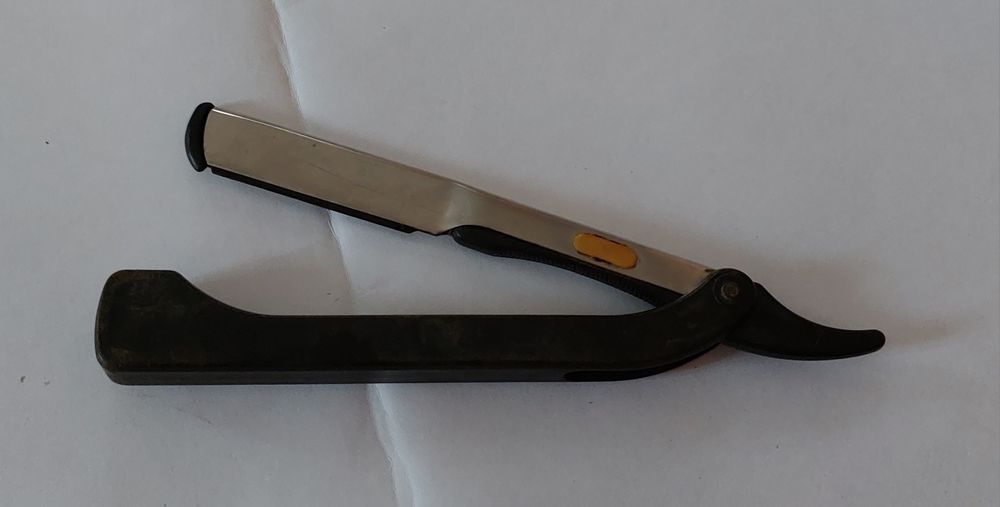 Опасная бритва со сменным лезвием