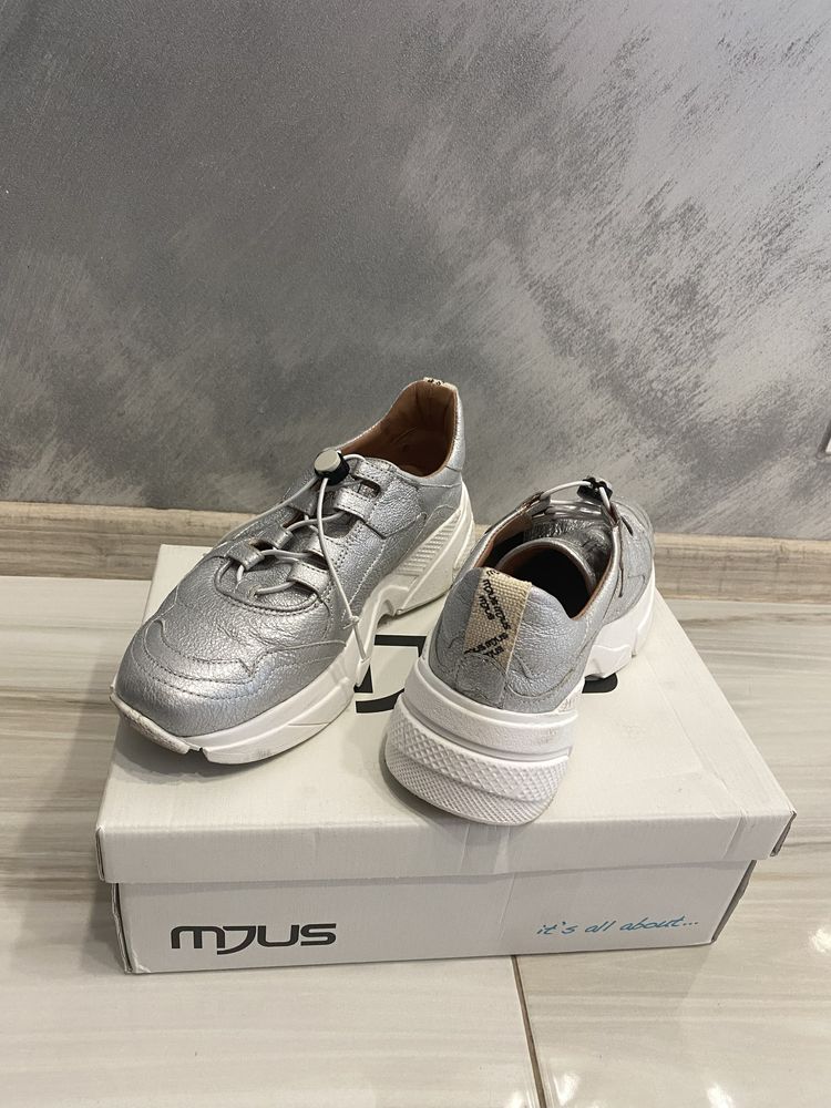 Дамски сникърси MJUS