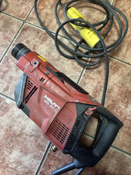 Hilti Masina de carotat  DD 30-W