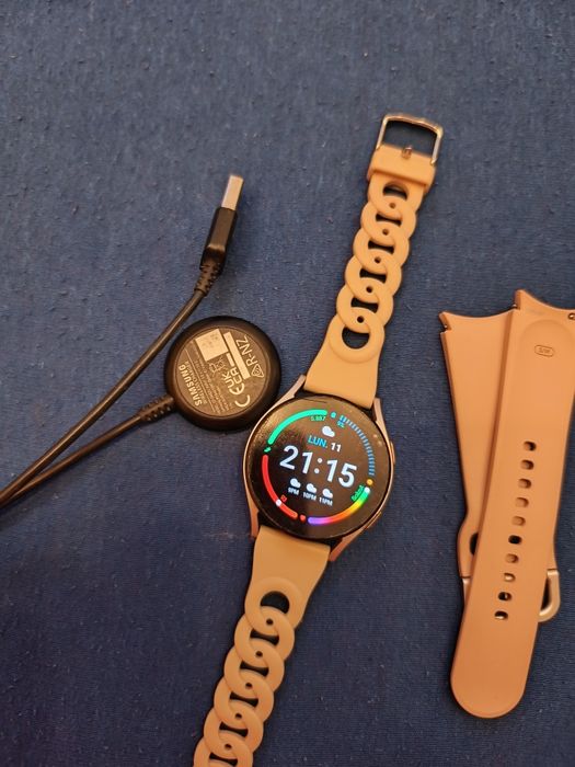 Samsung Galaxy Watch4 40mm LTE (SM-R865)