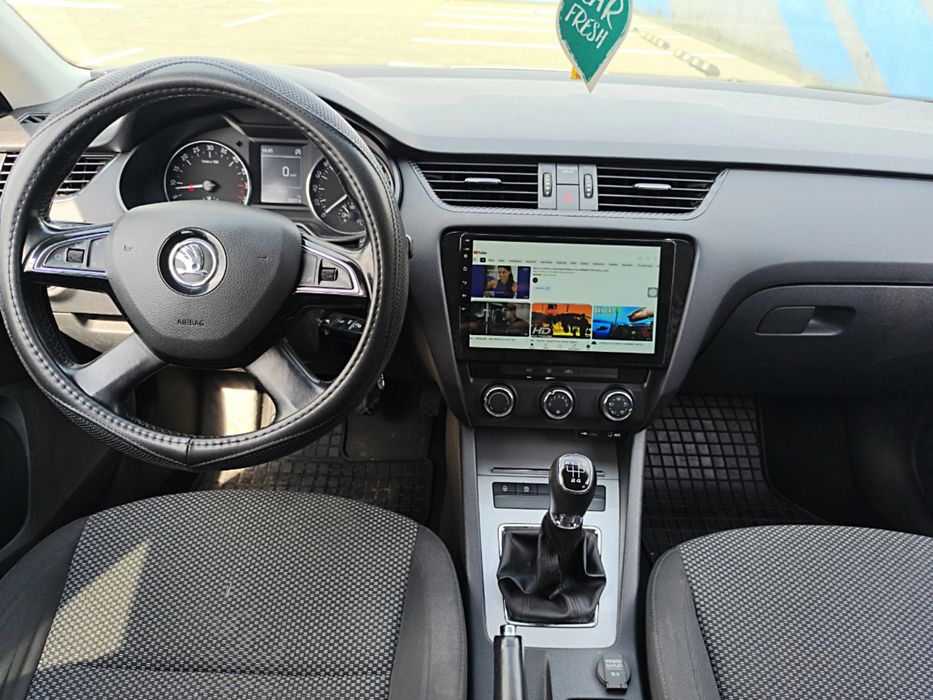 Vând Skoda Octavia 3