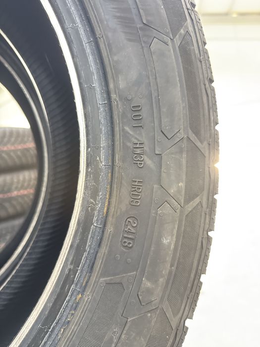 Anvelope de iarna 215/60 R17C