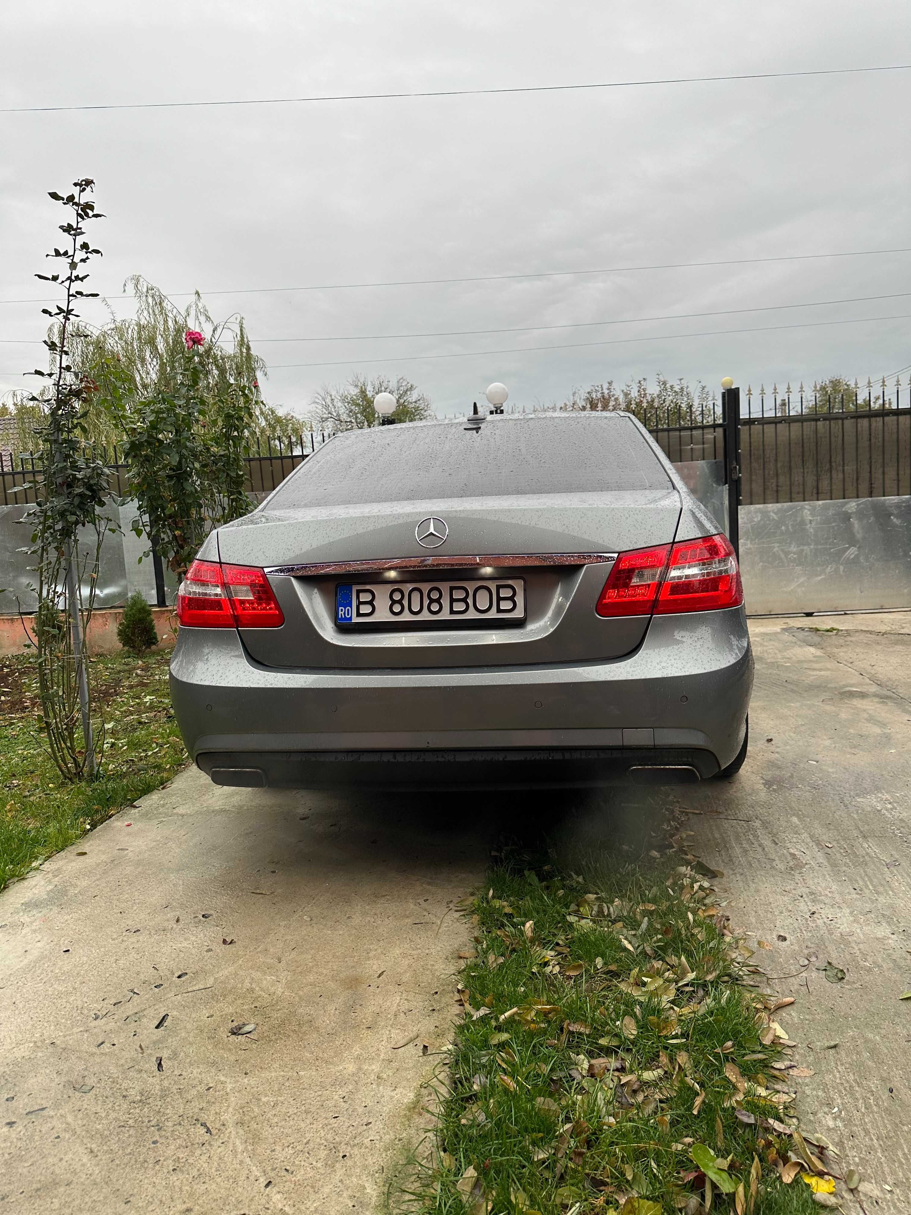 Mercedes-Benz E 200 BlueEFFICIENCY 7G-TRONIC Avantgarde