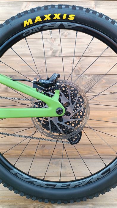 Bicicleta second hand, Santa Cruz NOMAD C, verde magenta, marime XL