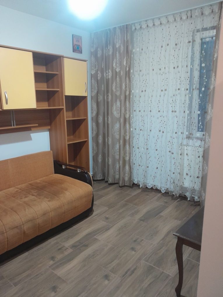 Proprietar vând apartament