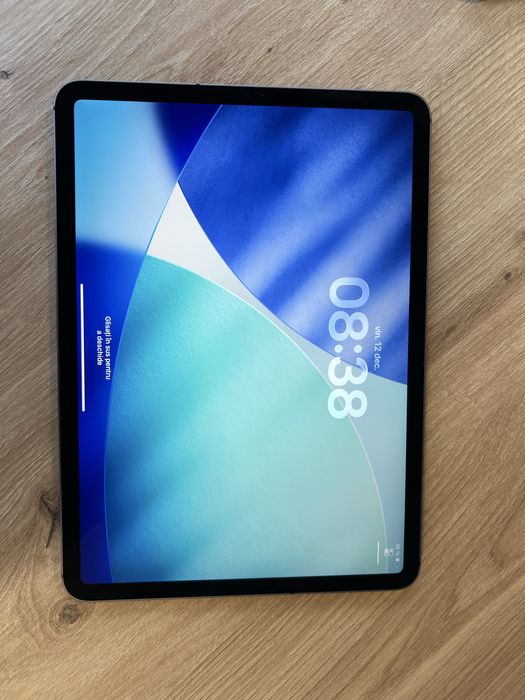 iPad Pro 11” Wi-Fi + Cellular