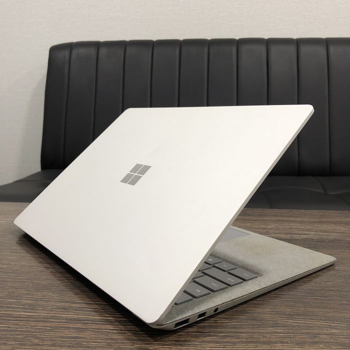 Американский  Сенсорный Surface i5 8gen 8/256gb для дома и офиса!