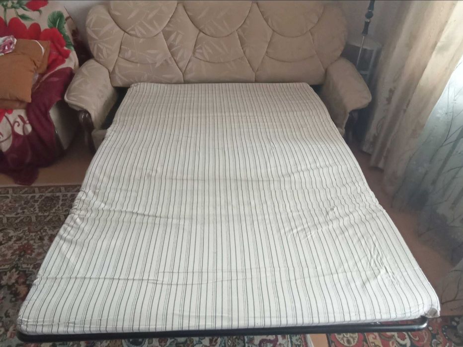 Продам диван раскладной, (Белорусь), для дома, для спальни, подарки.