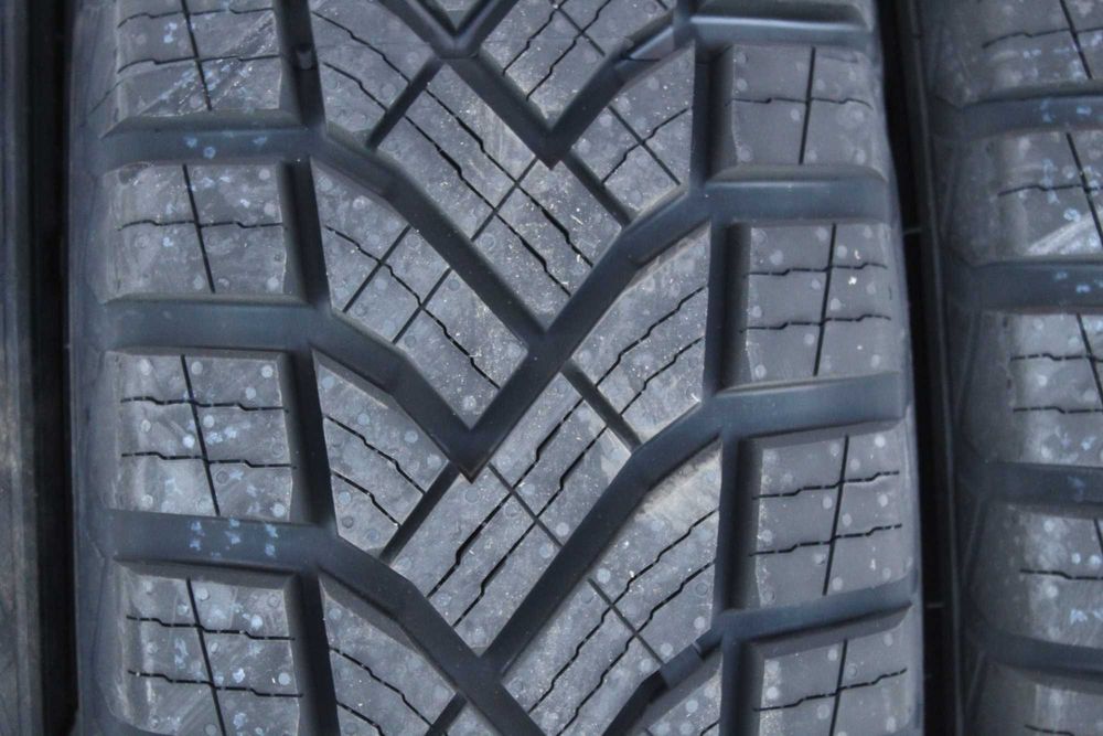 Anvelope noi 195/75 R16C Sailun, All Season