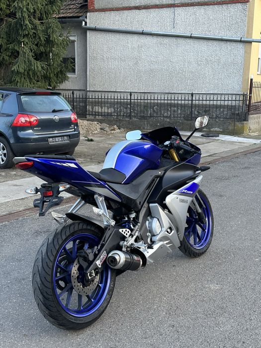 Yamaha YZF R125 2016
