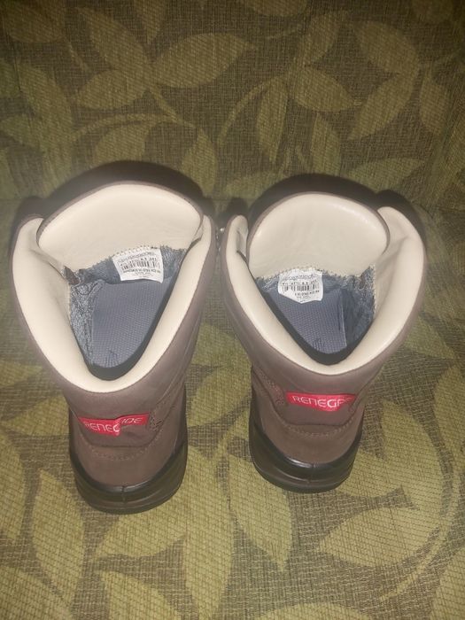 Дамски туристически обувки Lowa GTX