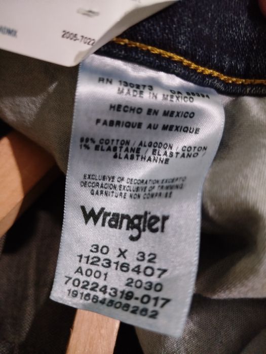 Продам джинсовые брюки.