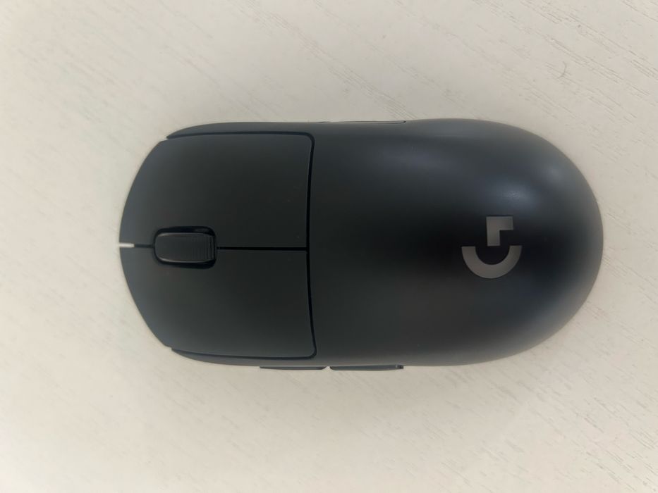 Продам игровую мышь Logitech (беспроводная).