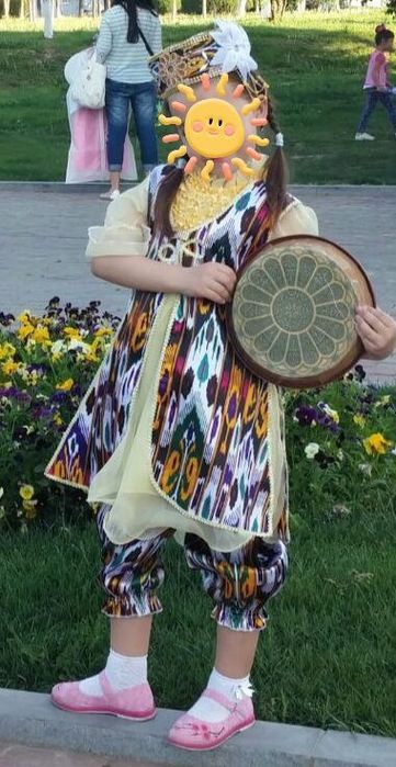 Праздничные костюмы