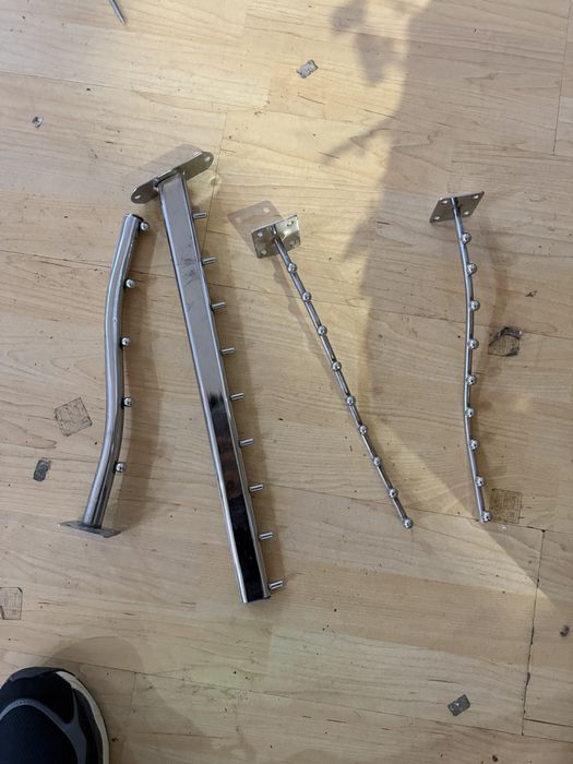 Vand Suport umerase curbat cu prindere pe perete