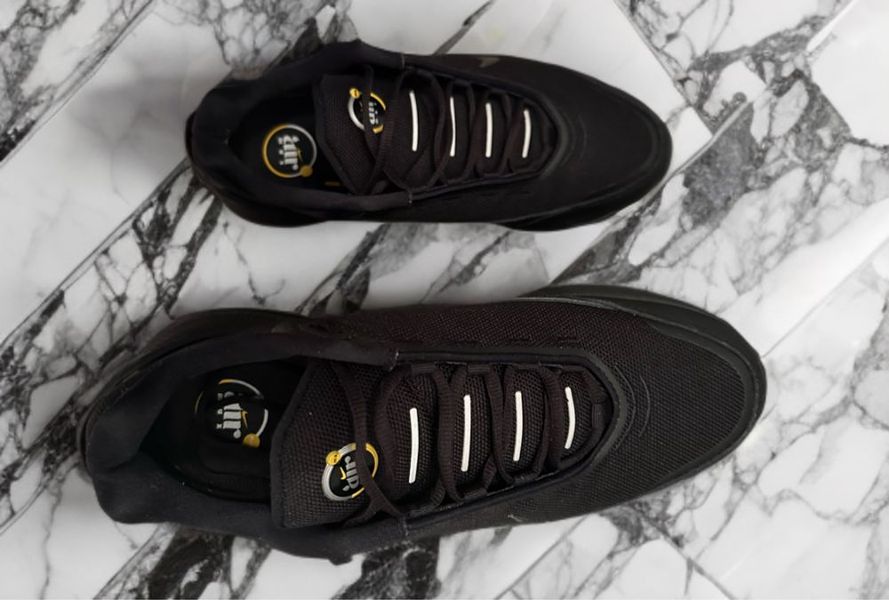 Nike Air Max Pulse | Мъжки маратонки | 43 номер | ТОП състояние