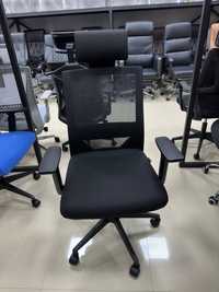 Офисное кресло для персонала компании компактный качественный