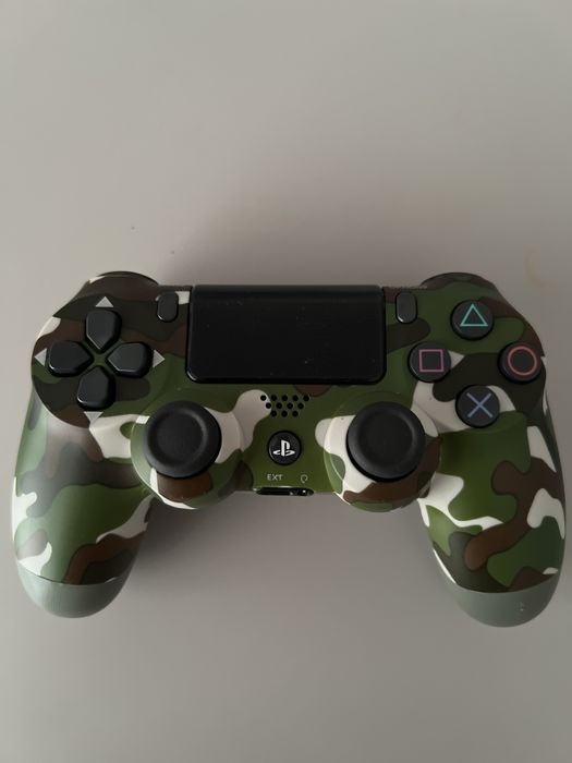 Продам джойстик ps4