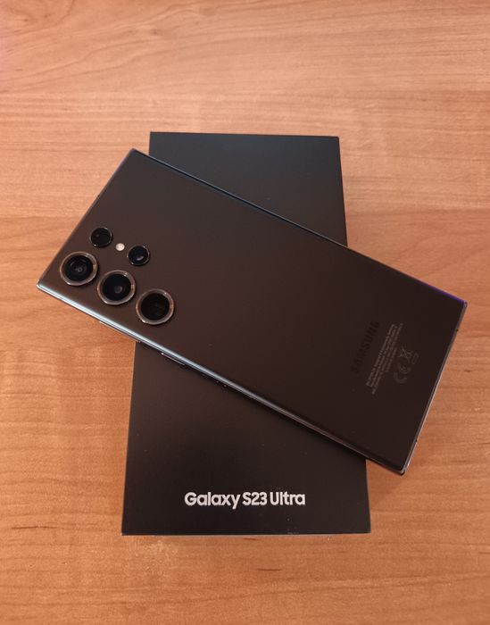 Продам Samsung s23 ultra.