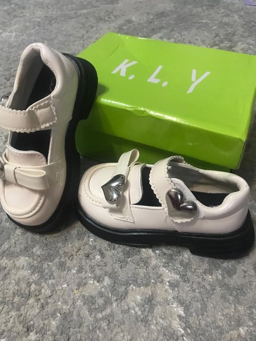 Продам детская обувь для девочек