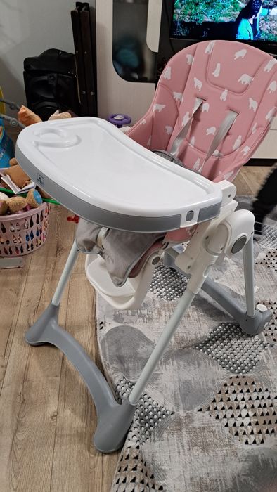 Стол за хранене за бебе