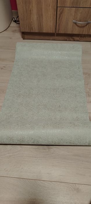 Тапети 14 ролки. Цена в Бриколаж 28 лева на ролка!