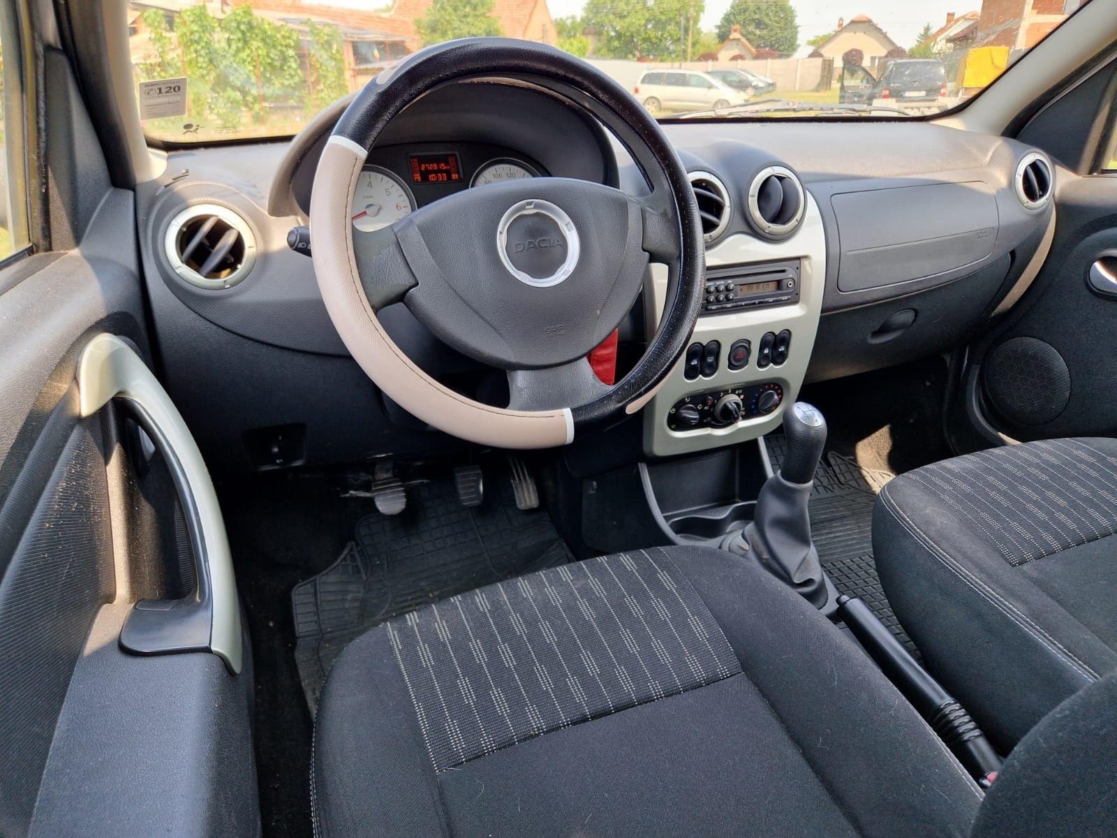 Dacia Sandero 2010