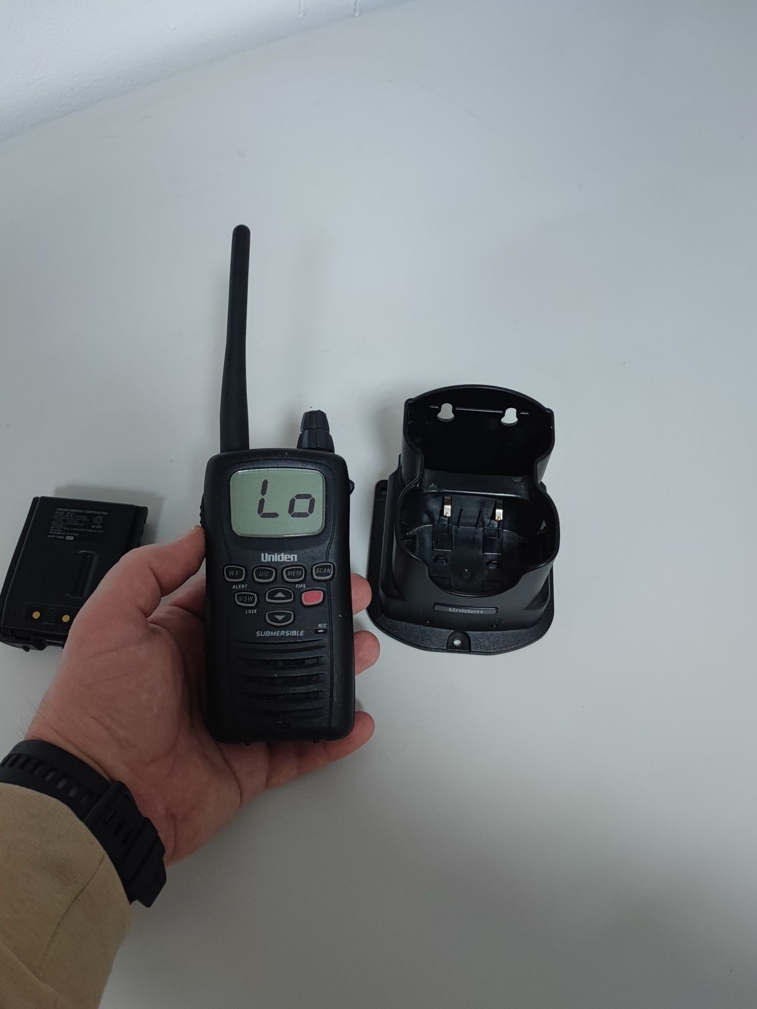 Statie radio Uniden MHS 350 submersible marine walkie talkie