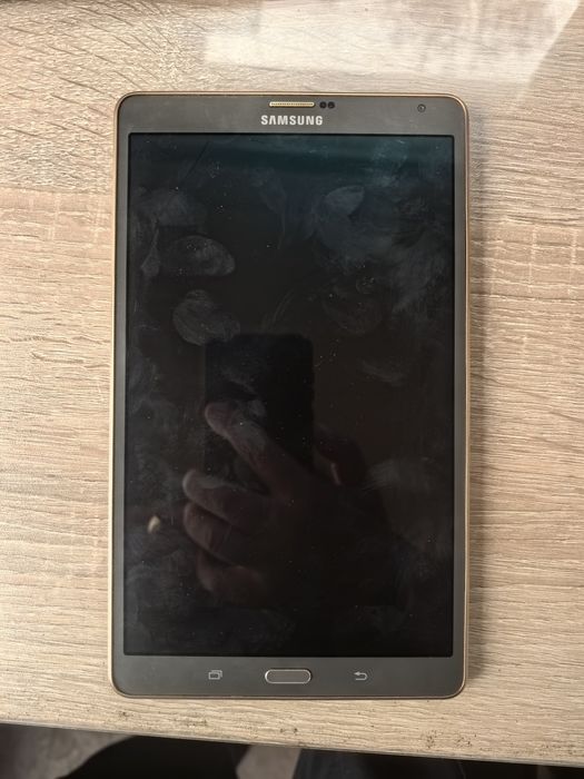 Samsung  Galalaxy sm-t705