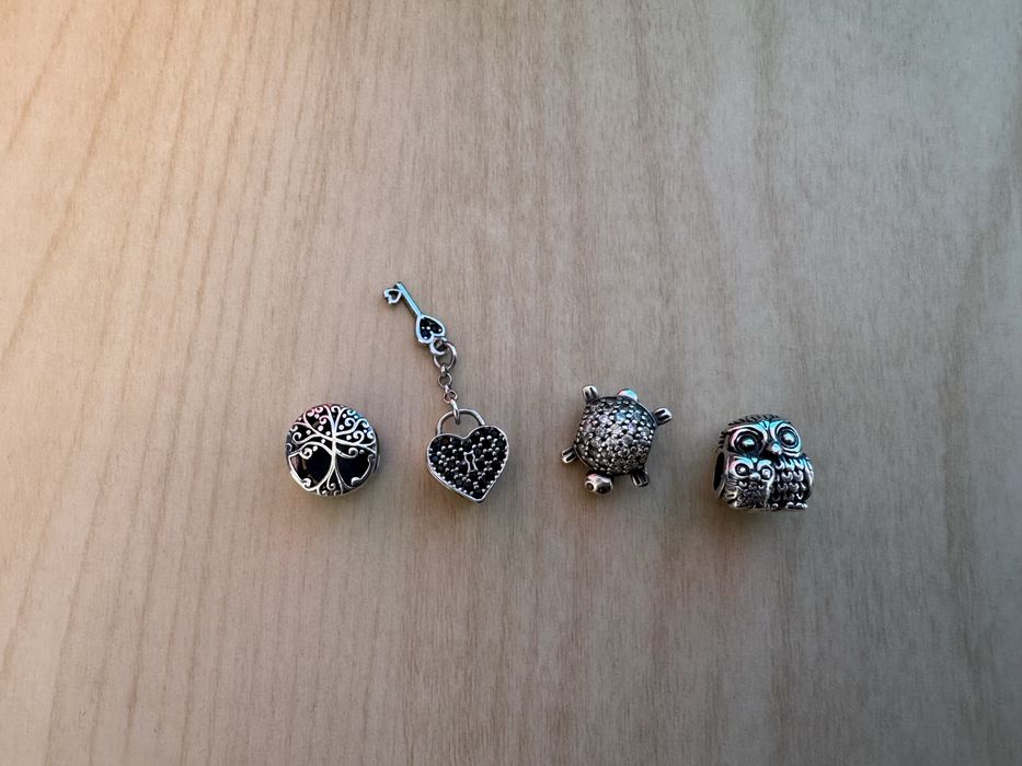 Pandora Charm original