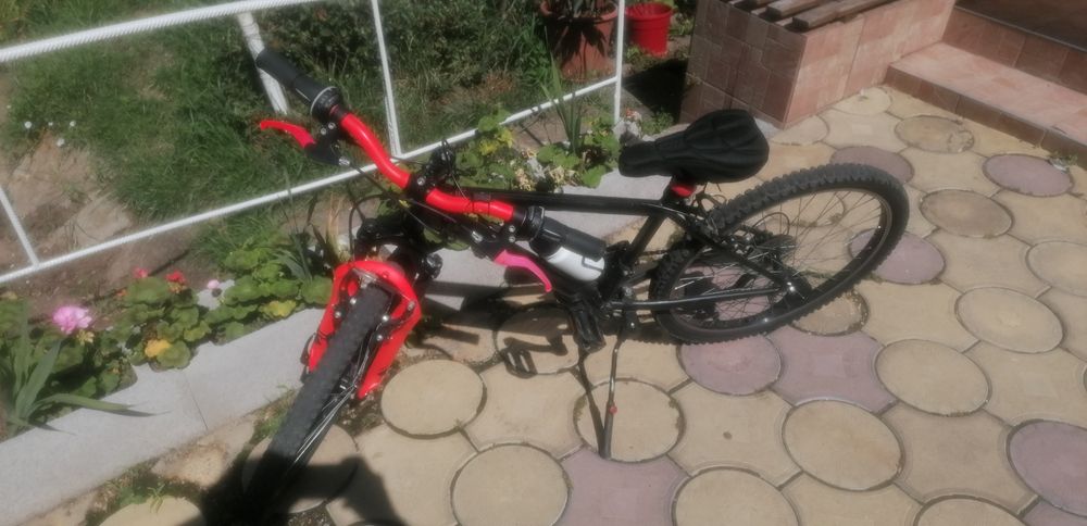 Vând bicicleta copii