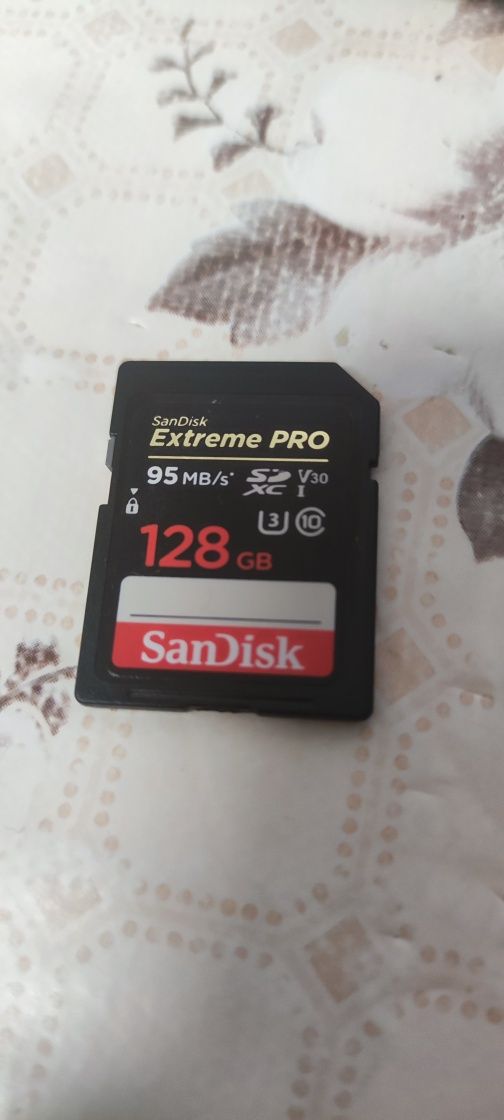 Card de memorie SanDisk Extreme Pro SD, 128 GB, V30 - Video, 95 MB/s