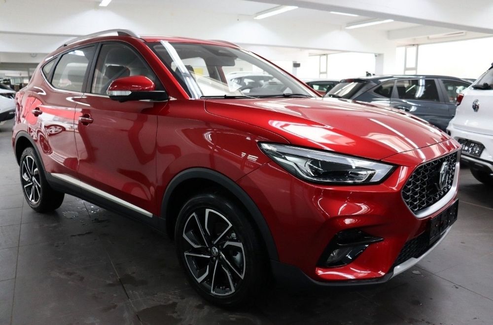 MG ZS 1.0 T-GDi 6MT 111CP Exclusive Hexton Orange, Panorama