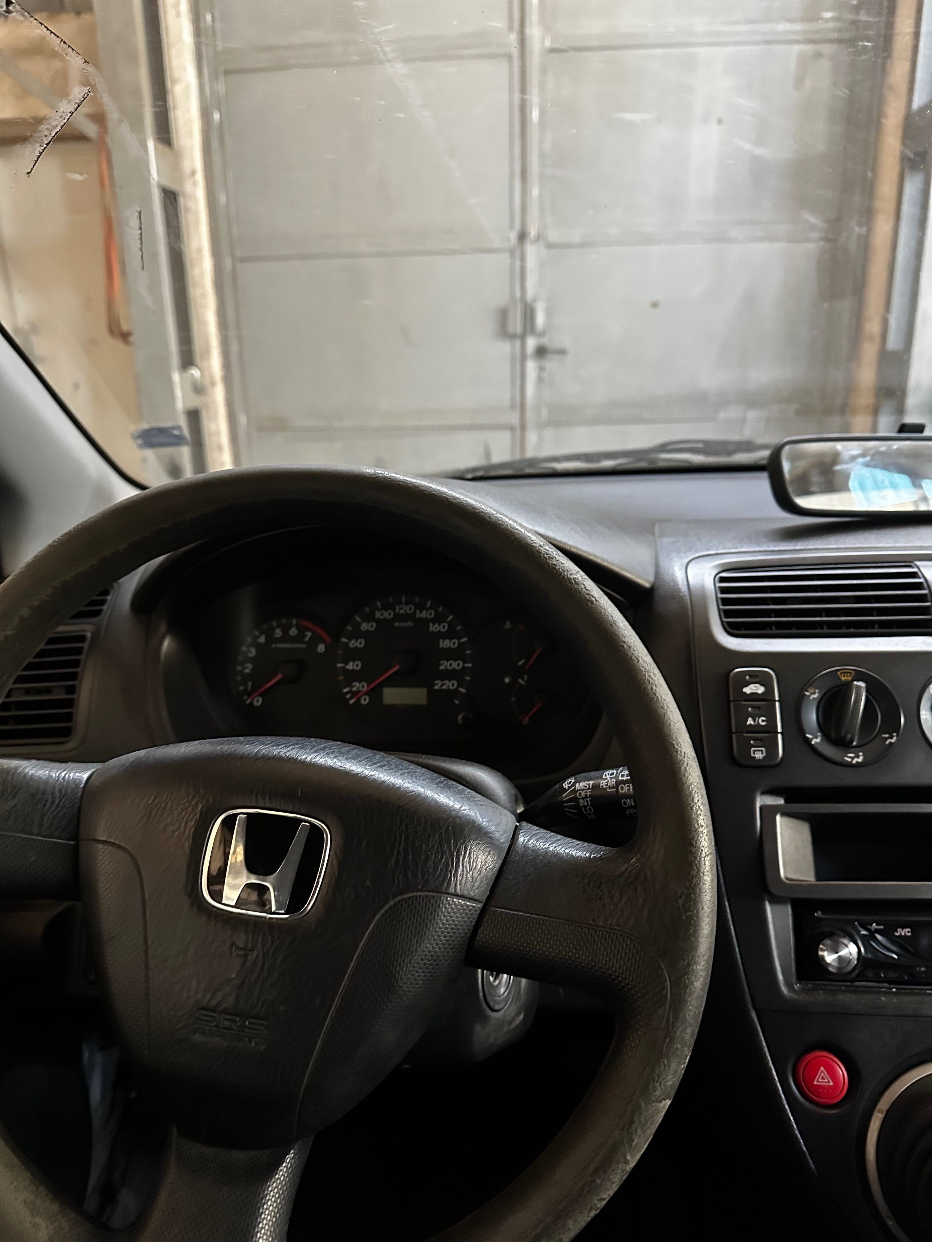 Honda Civic 7 1,4is на части