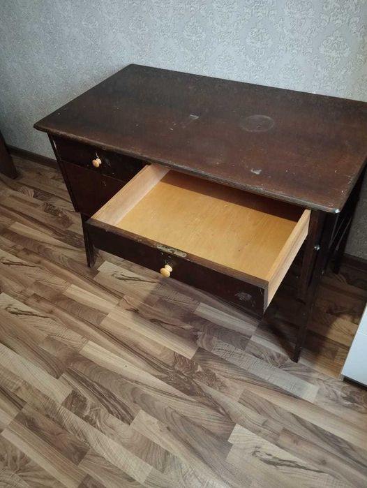 Письменный стол качественный