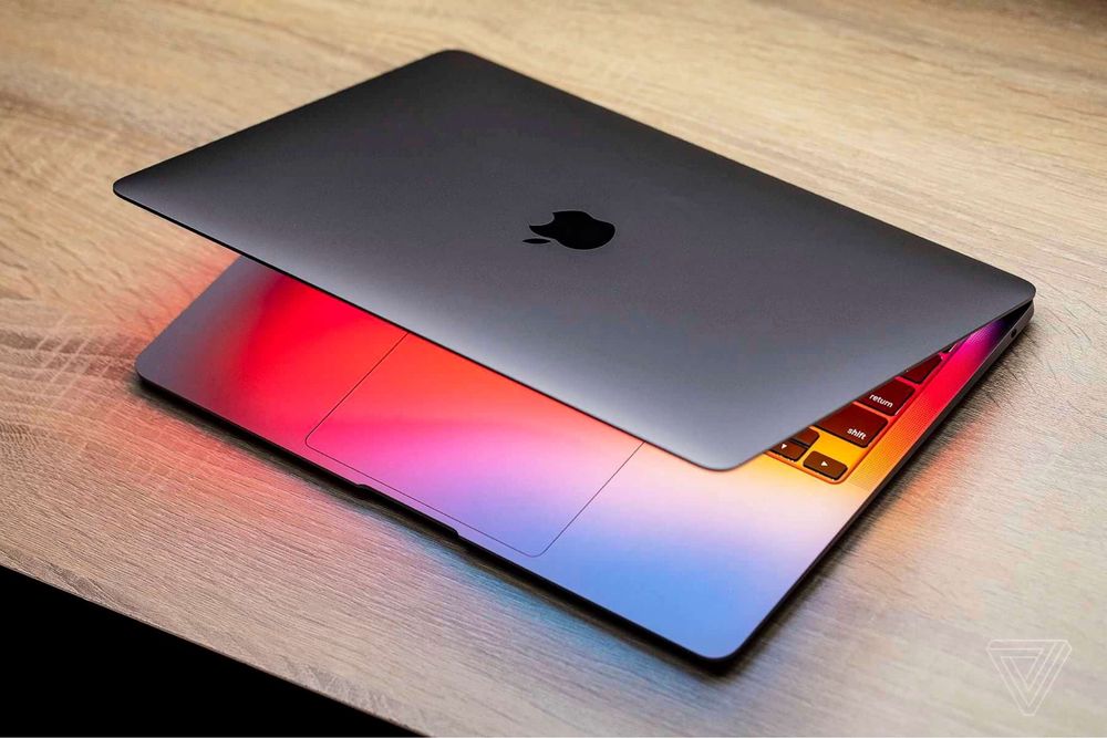 Macbook Air M1 2020 ноутбук в отличном состоянии