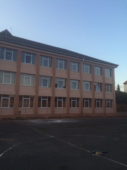 Echipa Constructii,amenajari,Hale metalice,instalatii,elec,term,