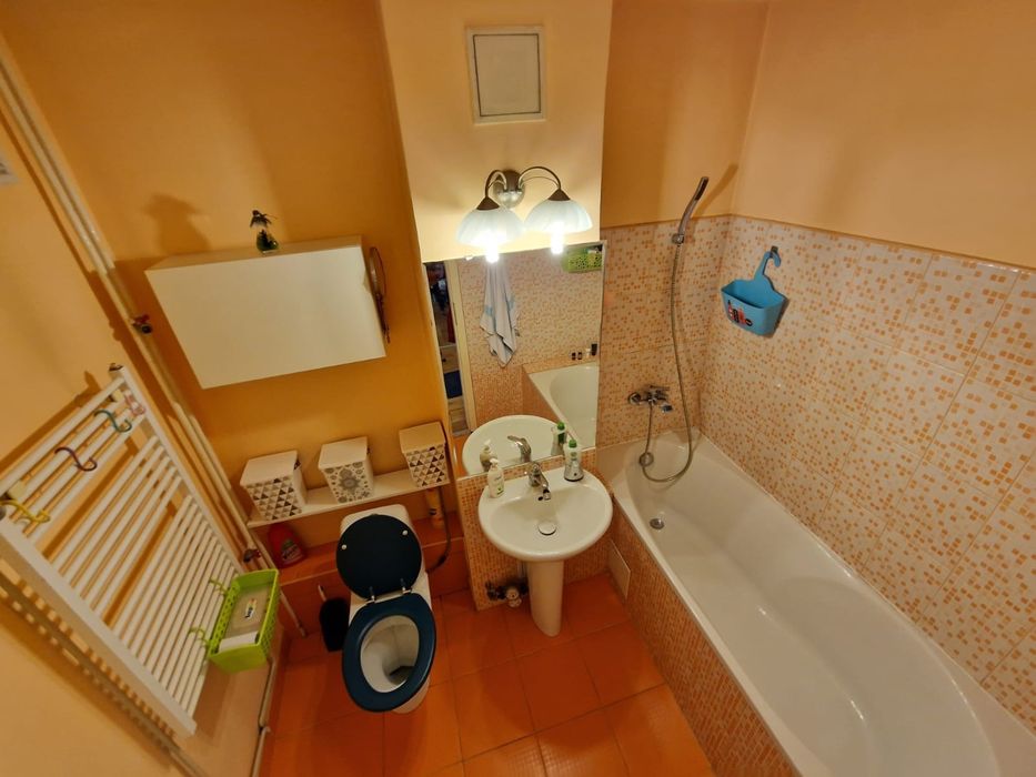 Direct proprietar inchiriez apartament cu  1 cameră 48mp