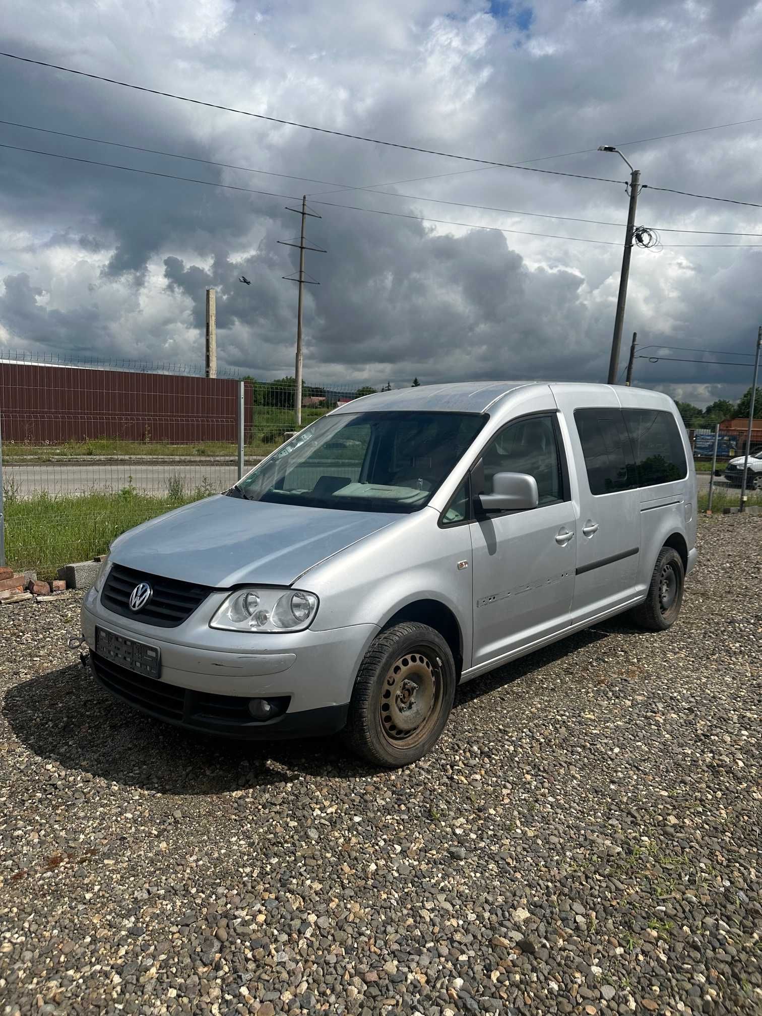 Dezmembrez Vw Caddy Maxi 2009 1,6benzina ttip BSE