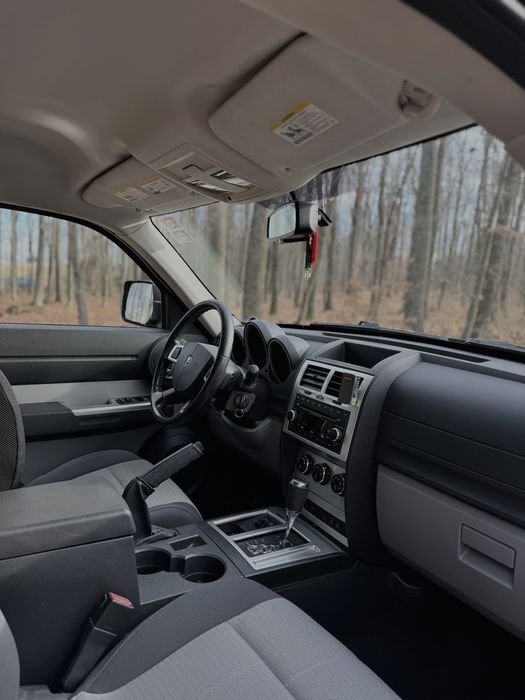 DODGE NITRO perfecta