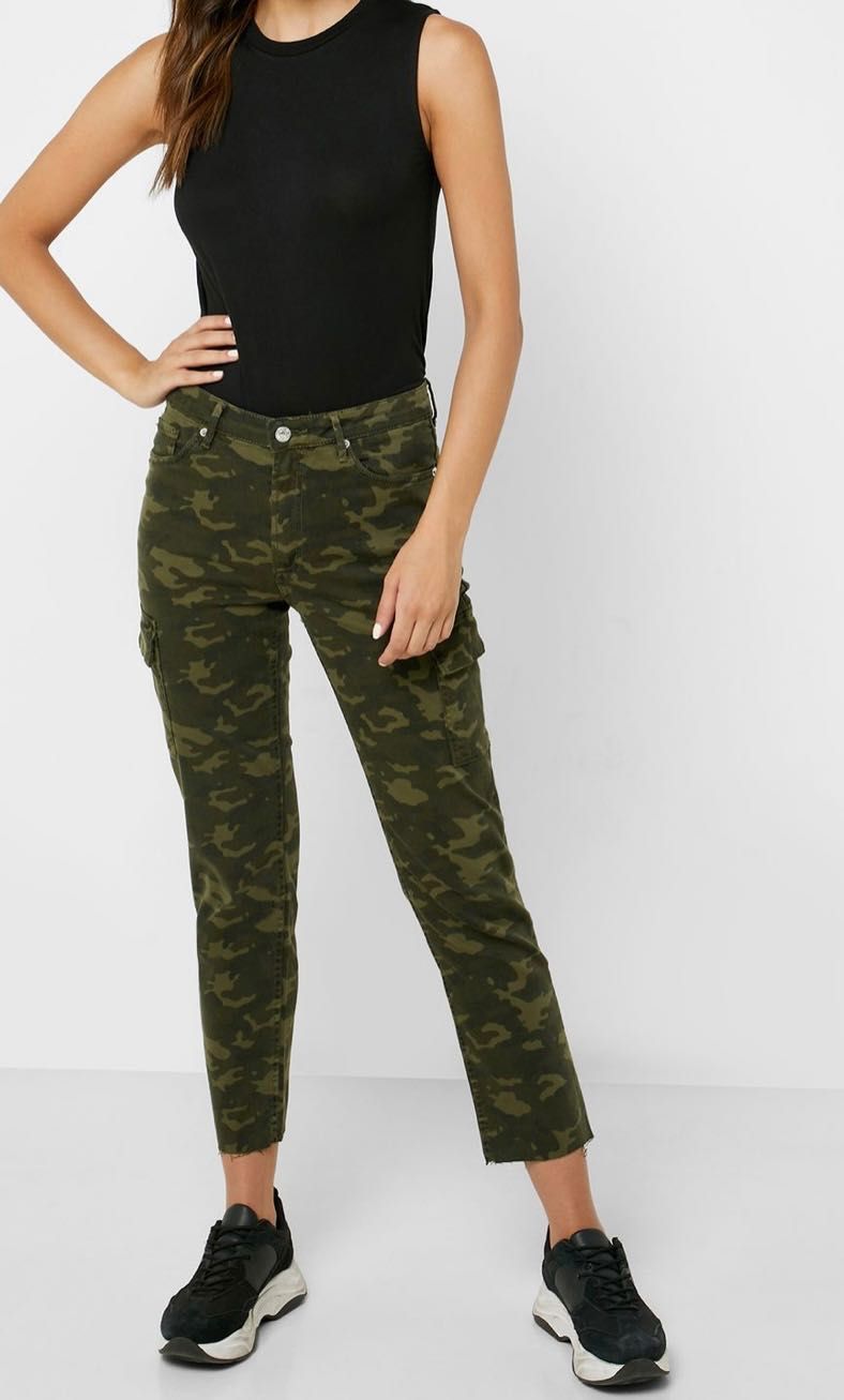 Vand lot haine Outlet noi cu eticheta (Zara, Mango)