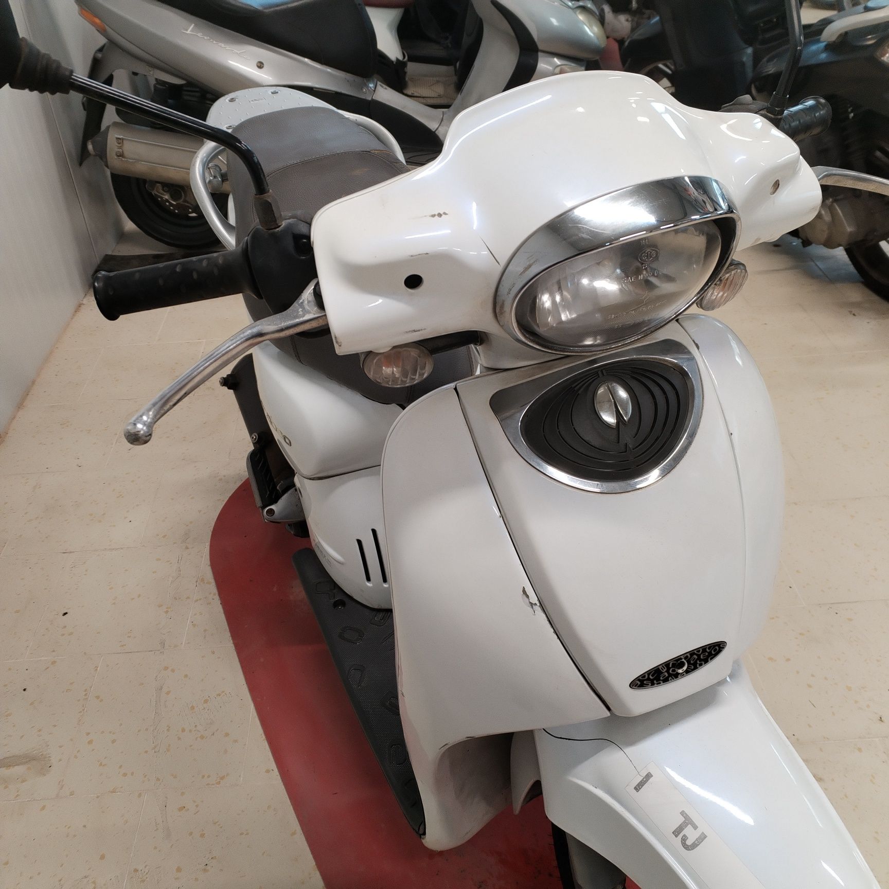 Aprilia Scarabeo 100 4t