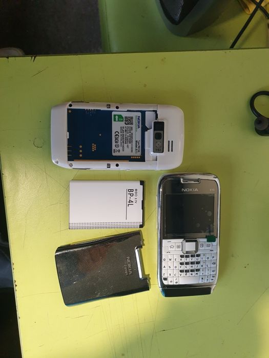Telefon Nokia E71
