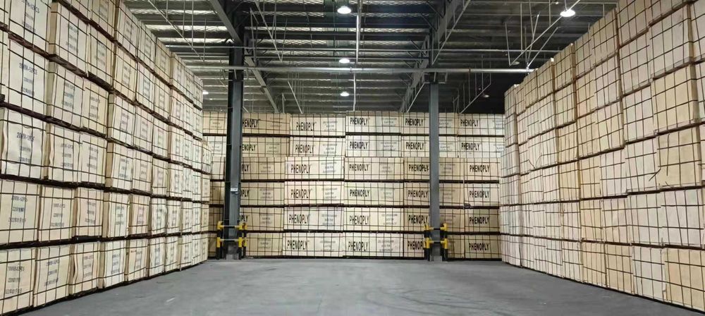 строителен шперплат PHENOPLY 2440/1220/20мм (НАЙ-ГОЛЕМИЯ ВНОСИТЕЛ)