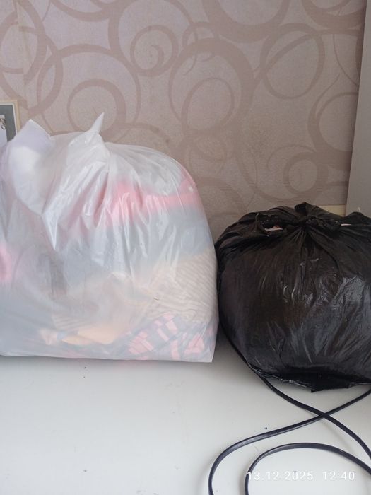 Отдам вещи для девочек 2-4 лет