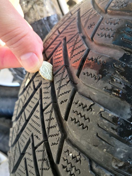 Зимни гуми с джанти VREDESTEIN 195/65 R15 4бр